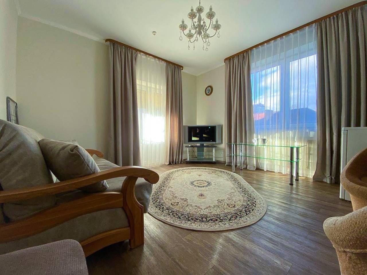 Hotel Europa Truskavec' Esterno foto