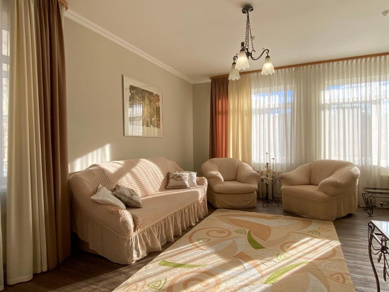 Hotel Europa Truskavec' Esterno foto